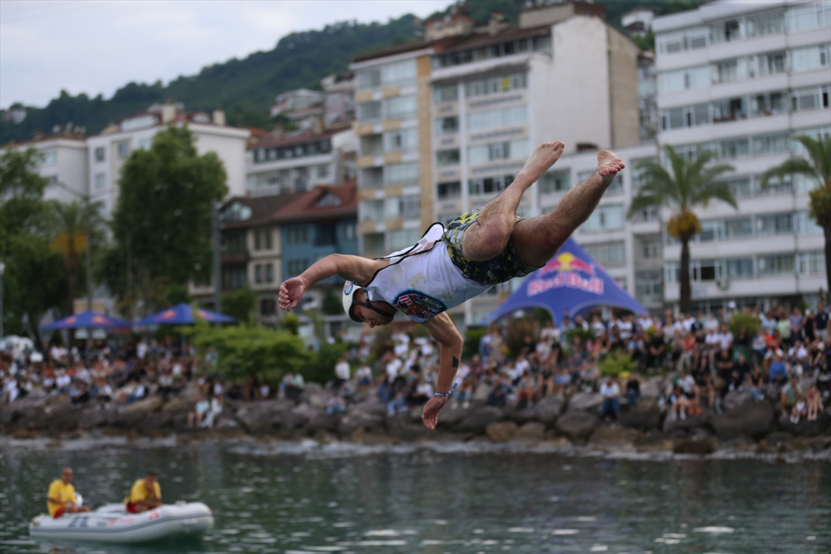 Red Bull "Yağlı Direk" etkinliği Ordu'da gerçekleştirildi