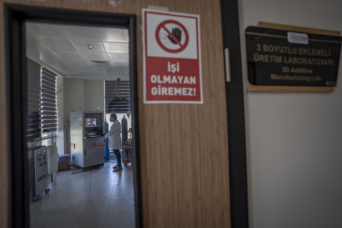 Üniversitede üretilen kişiye özel implantlar hastalara konfor sağlıyor