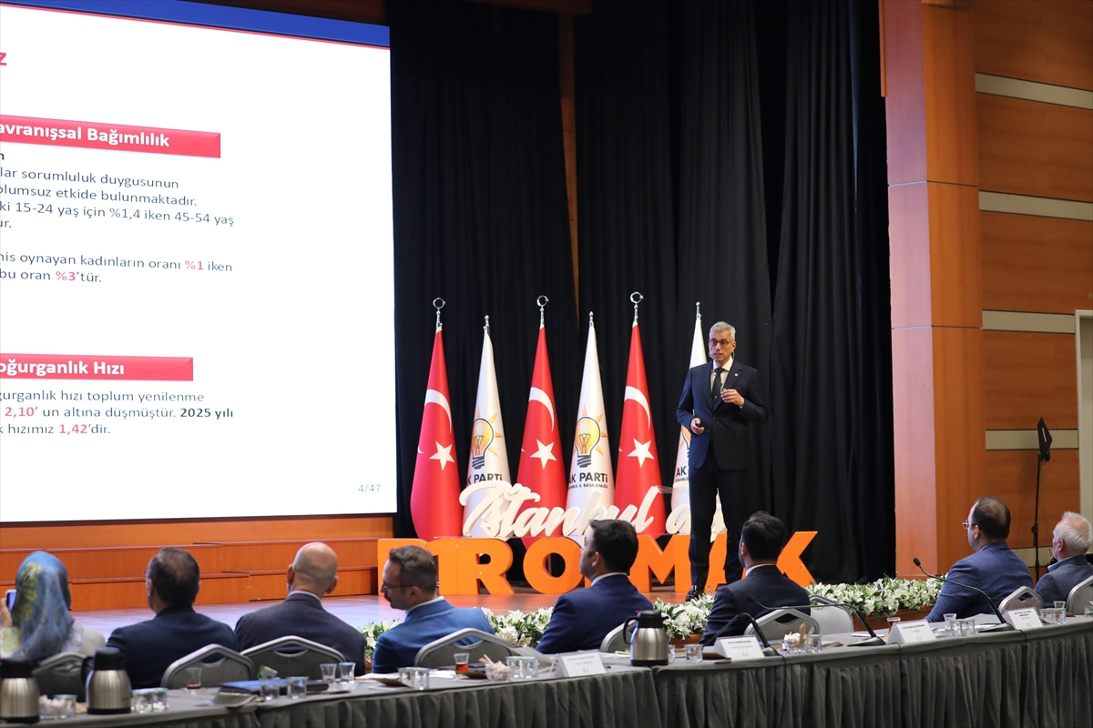 Sağlık Bakanı Memişoğlu, AK Parti Sağlıklı Türkiye Yüzyılı Teşkilat Toplantısı'na katıldı: