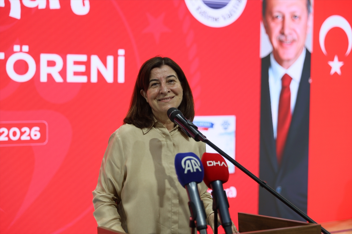 Gençlik ve Spor Bakanı Bak, Edirne Genç Kart ödül töreninde konuştu:
