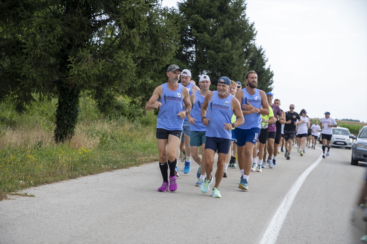 Hırvat maratoncular Srebrenitsa için yola çıktı