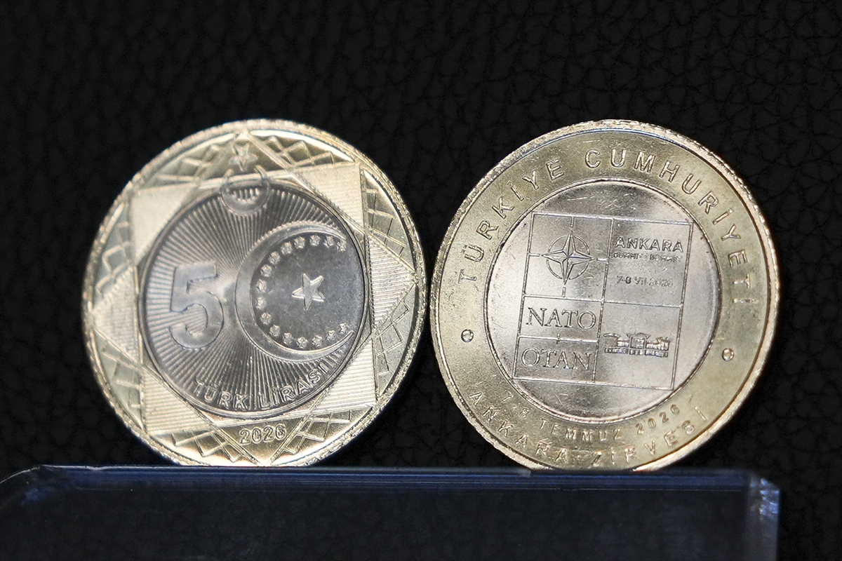 NATO Zirvesi anısına özel 5 lira basıldı