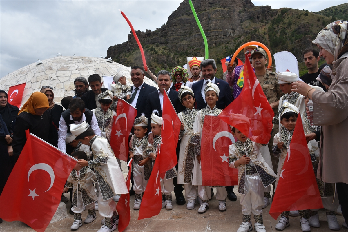 Gümüşhane'de Vakıflar Genel Müdürlüğünce toplu sünnet şöleni düzenlendi