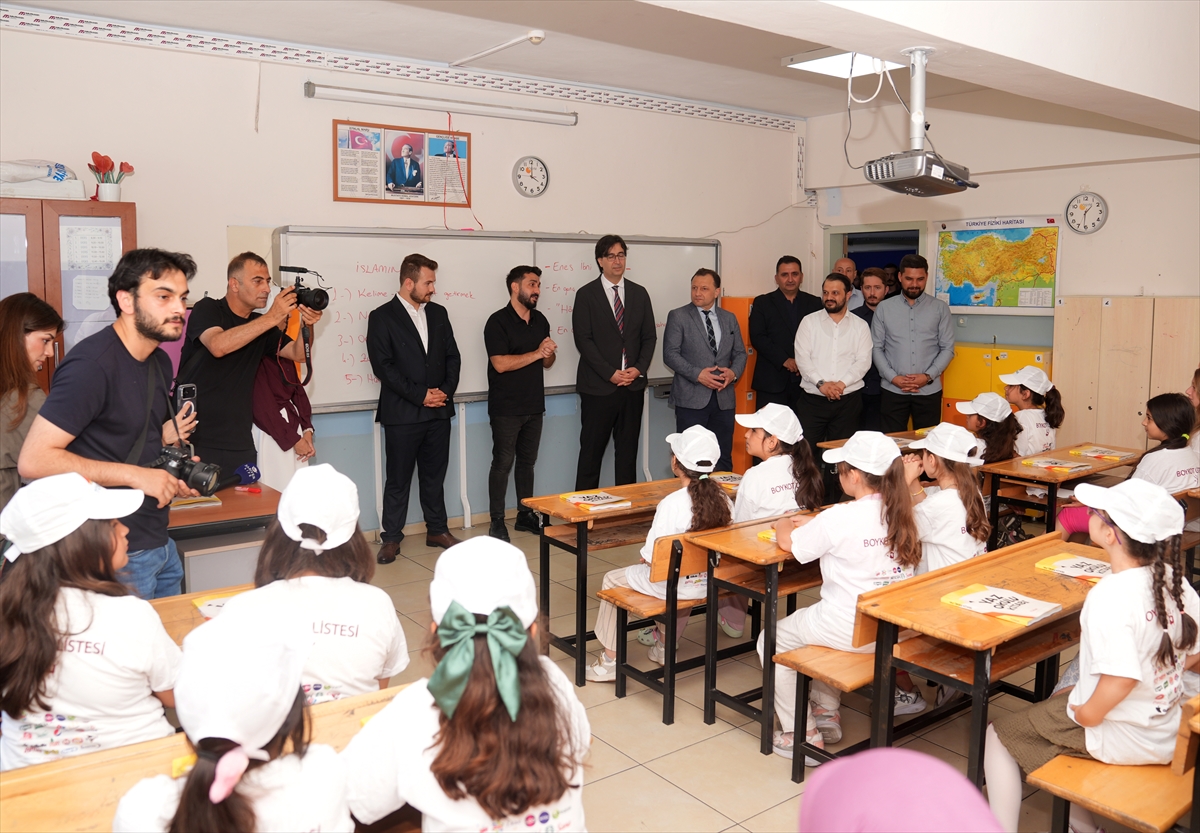 TÜGVA Yaz Okulu 81 ilde 550 bin başvuruyla başladı