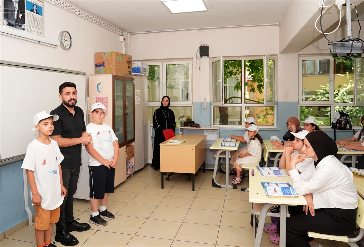 TÜGVA Yaz Okulu 81 ilde 550 bin başvuruyla başladı