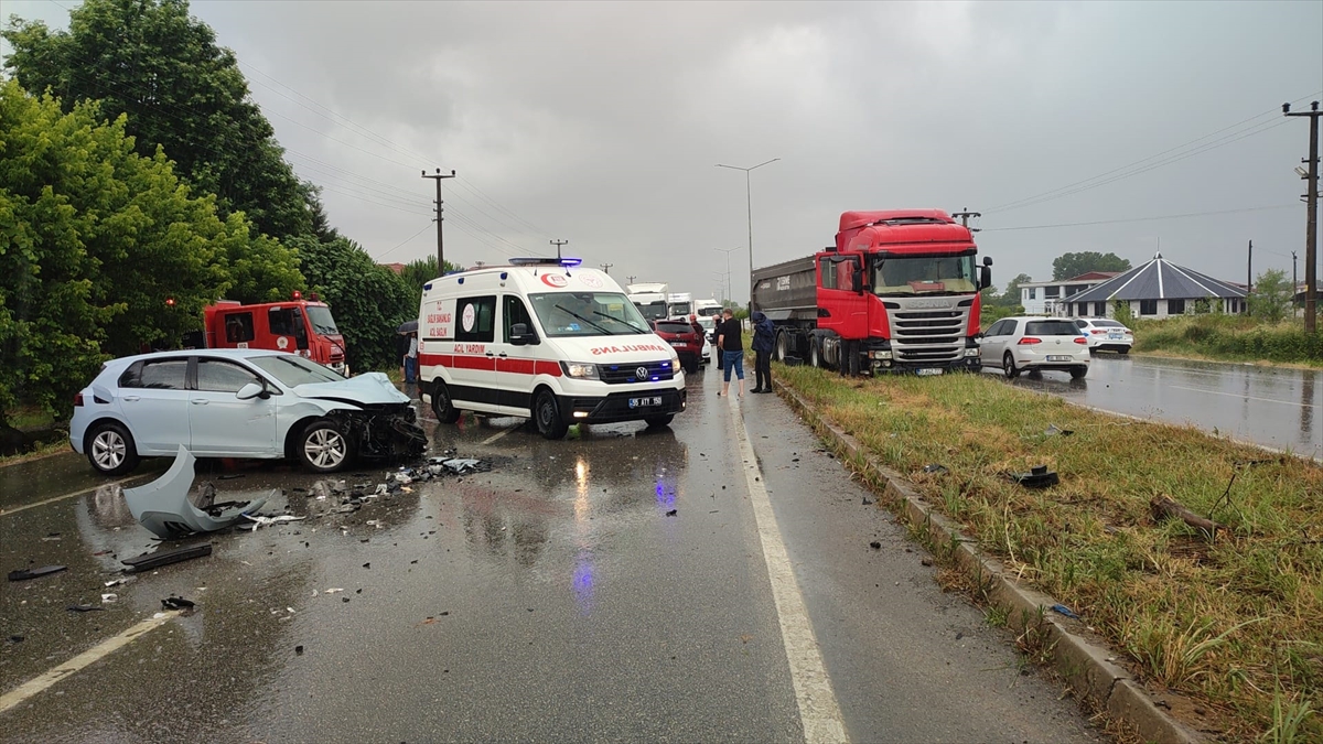 Samsun'da trafik kazası: 4 yaralı