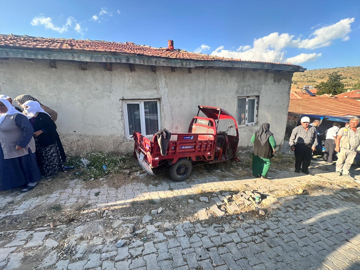 Yozgat'ta elektrikli motosiklet kazası: 6 yaralı