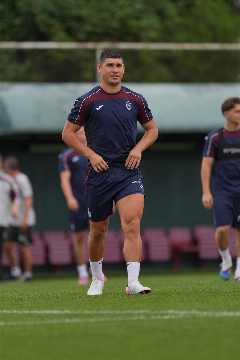 Trabzonspor: Yeni sezona ilk antrenmanla başladı
