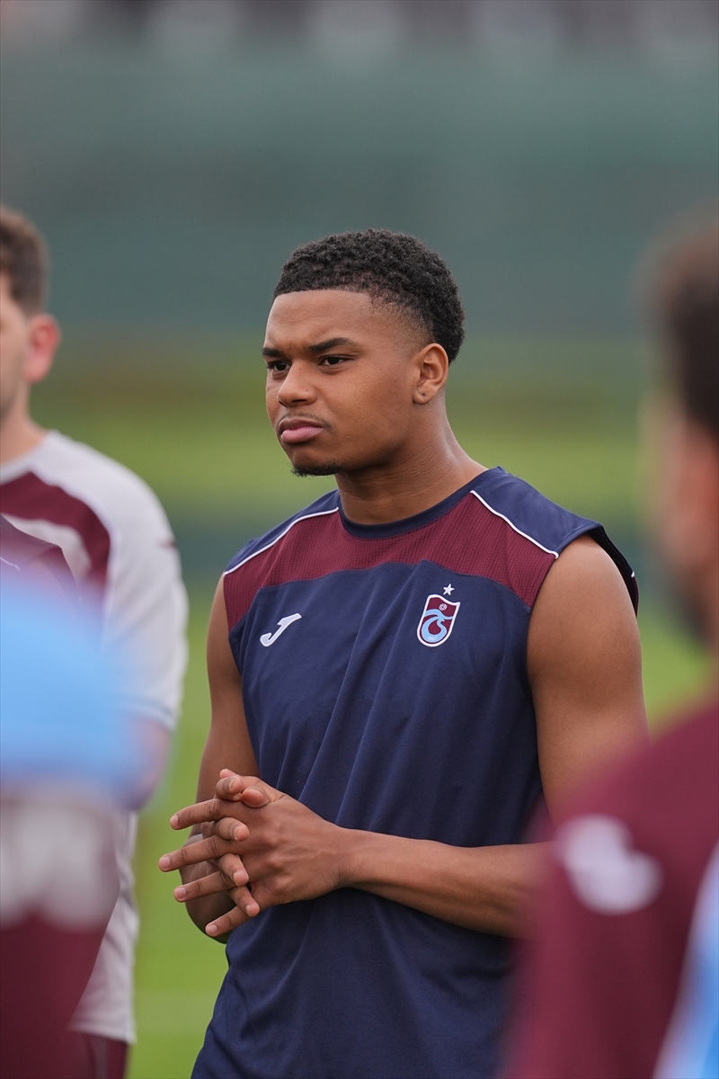 Trabzonspor: Yeni sezona ilk antrenmanla başladı