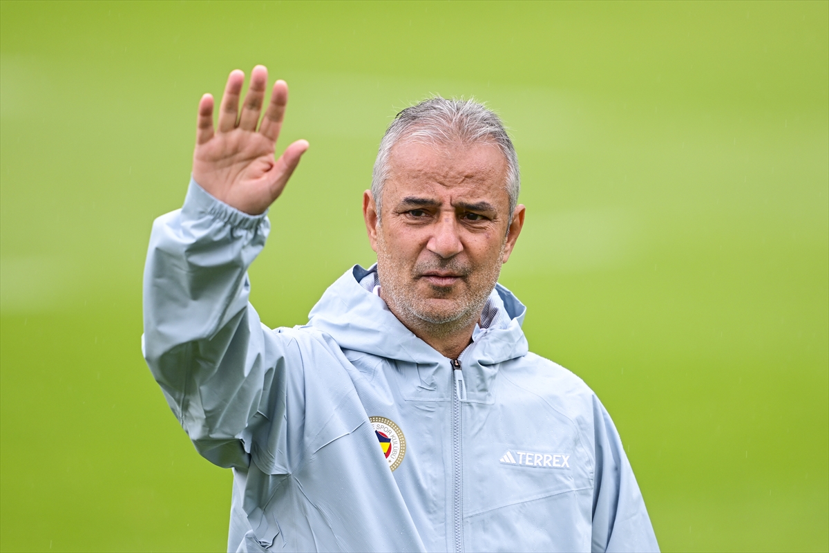 Fenerbahçe, yeni sezon hazırlıklarını sürdürdü
