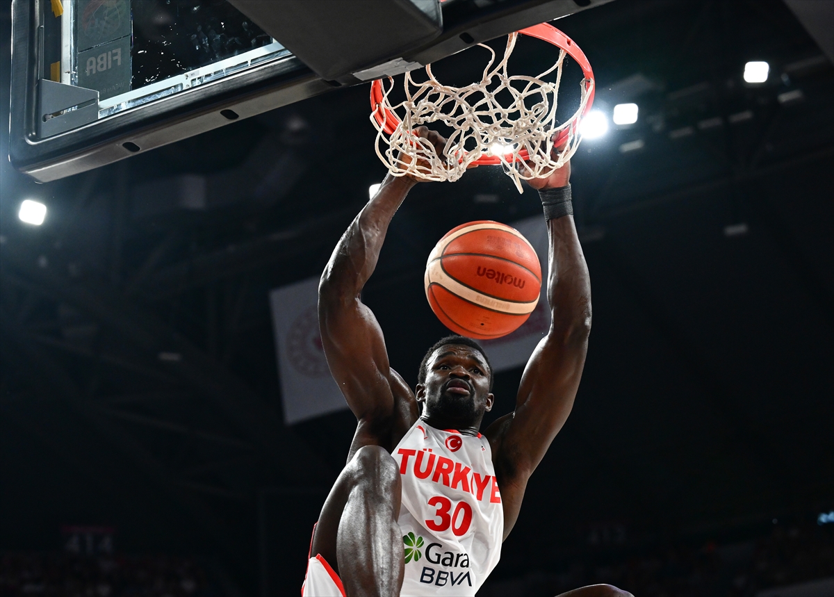 A Milli Takım: 95-72 İsviçre