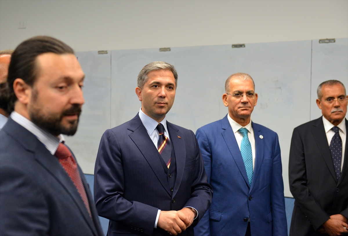 Hamaney için Tahran'da dev veda töreni