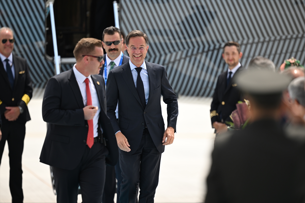 Rutte Ankara'ya geldi