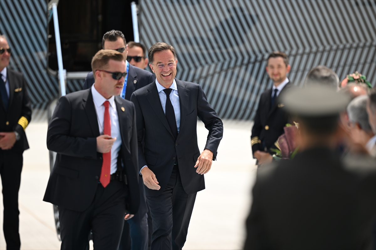 Rutte Ankara'ya geldi