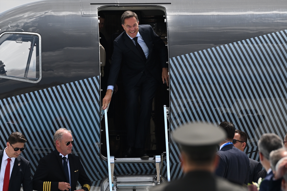 Rutte Ankara'ya geldi