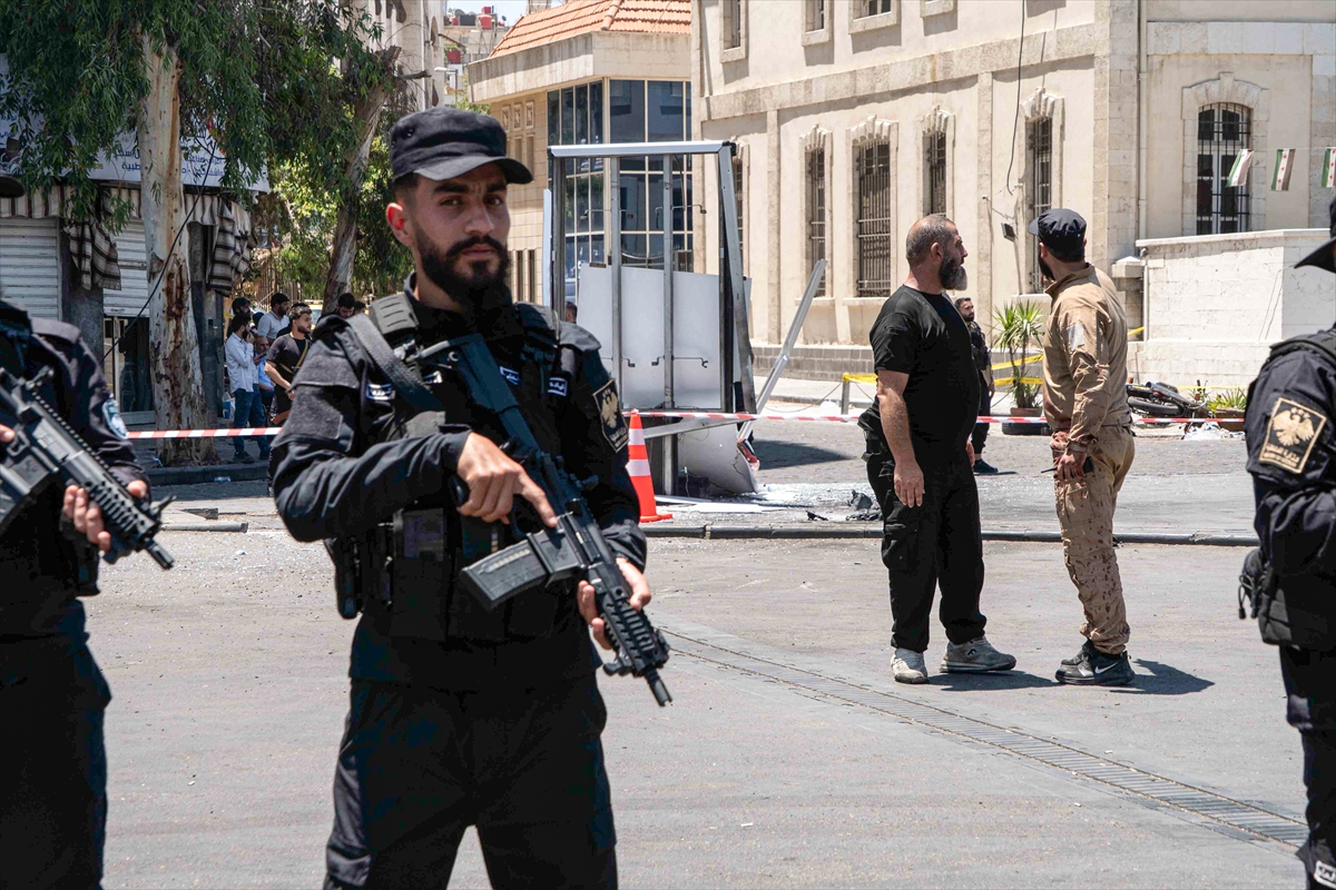 GÜNCELLEME - Suriye'nin başkenti Şam'da meydana gelen patlamalarda 18 kişi yaralandı