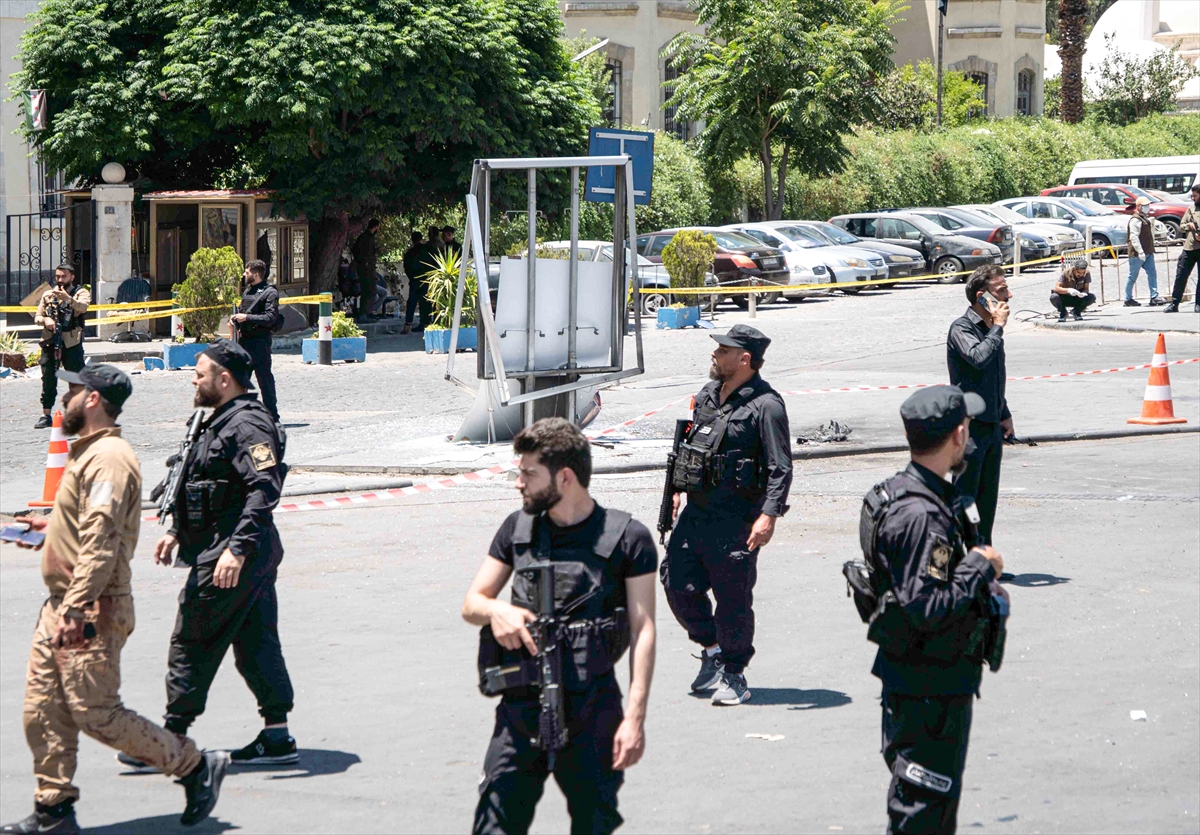 GÜNCELLEME - Suriye'nin başkenti Şam'da meydana gelen patlamalarda 18 kişi yaralandı