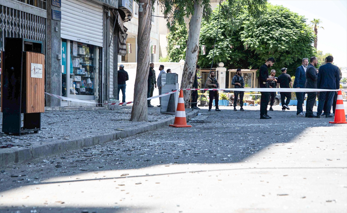 GÜNCELLEME - Suriye'nin başkenti Şam'da meydana gelen patlamalarda 18 kişi yaralandı