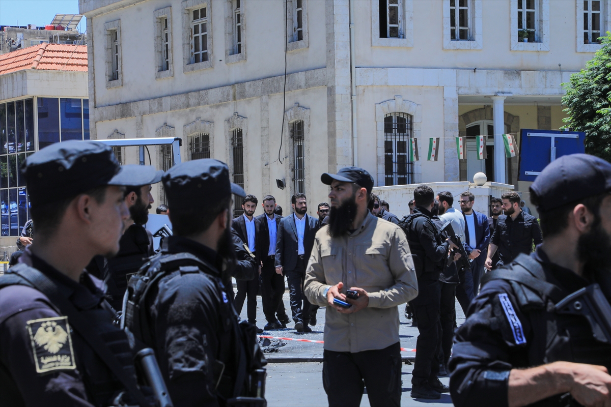 GÜNCELLEME - Suriye'nin başkenti Şam'da meydana gelen patlamalarda 18 kişi yaralandı