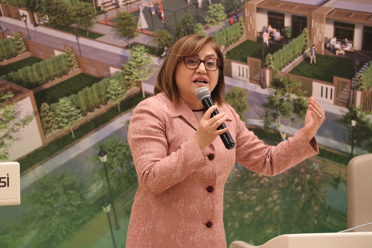 Gaziantep'te büyükşehir belediyesi, 590 bin liraya bahçeli ev yapıp teslim edecek