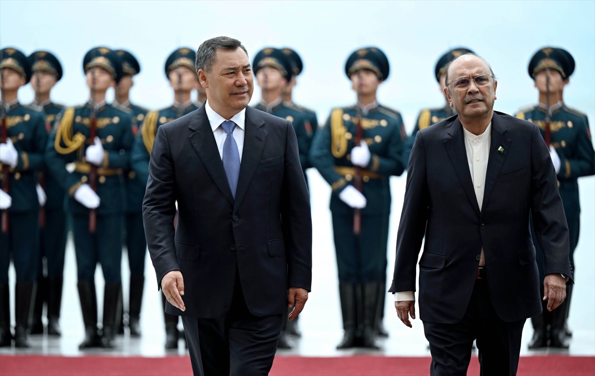 Kırgızistan ve Pakistan liderleri Çolpon-Ata'da buluştu