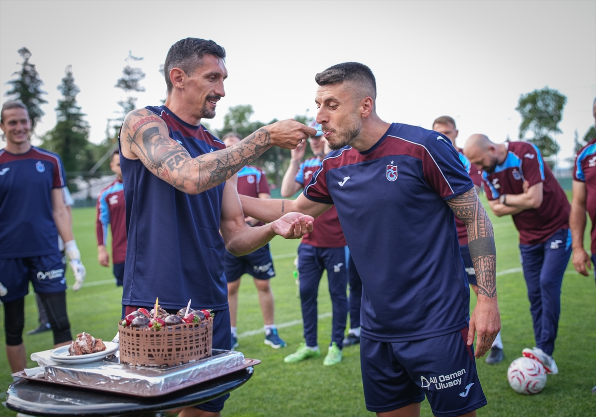 Trabzonspor: Yeni sezona çift antrenmanla hazırlanıyor