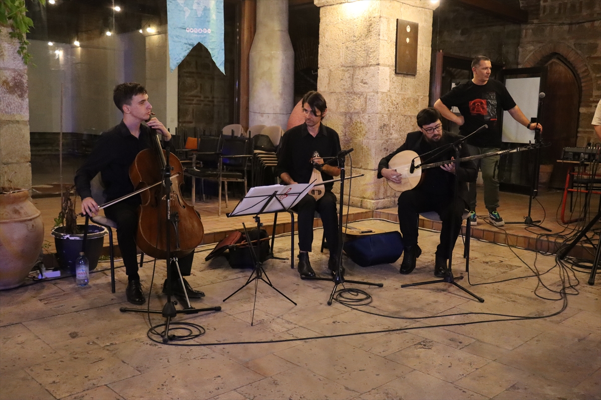 Üsküp'te Ayasofya sergisi açıldı