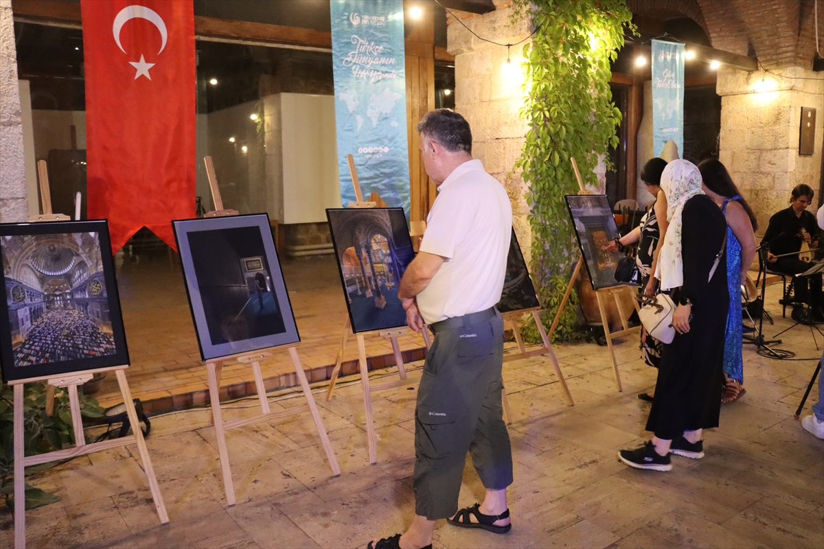 Üsküp'te Ayasofya sergisi açıldı