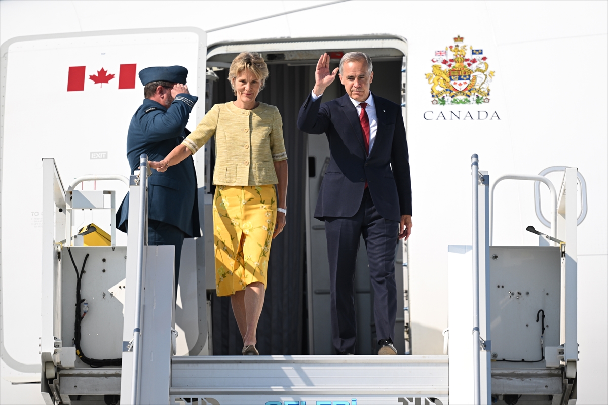 NATO ANKARA ZİRVESİ - Kanada Başbakanı Carney, Ankara'ya geldi