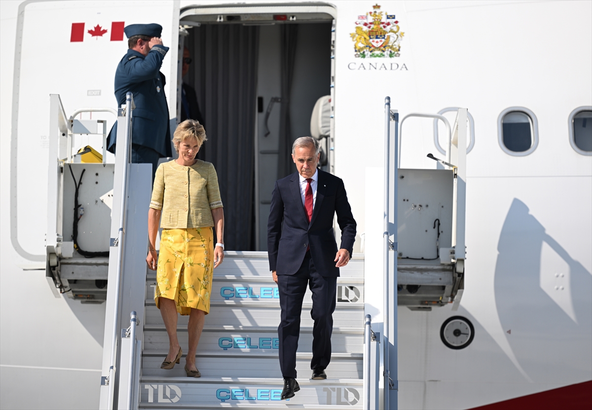 NATO ANKARA ZİRVESİ - Kanada Başbakanı Carney, Ankara'ya geldi
