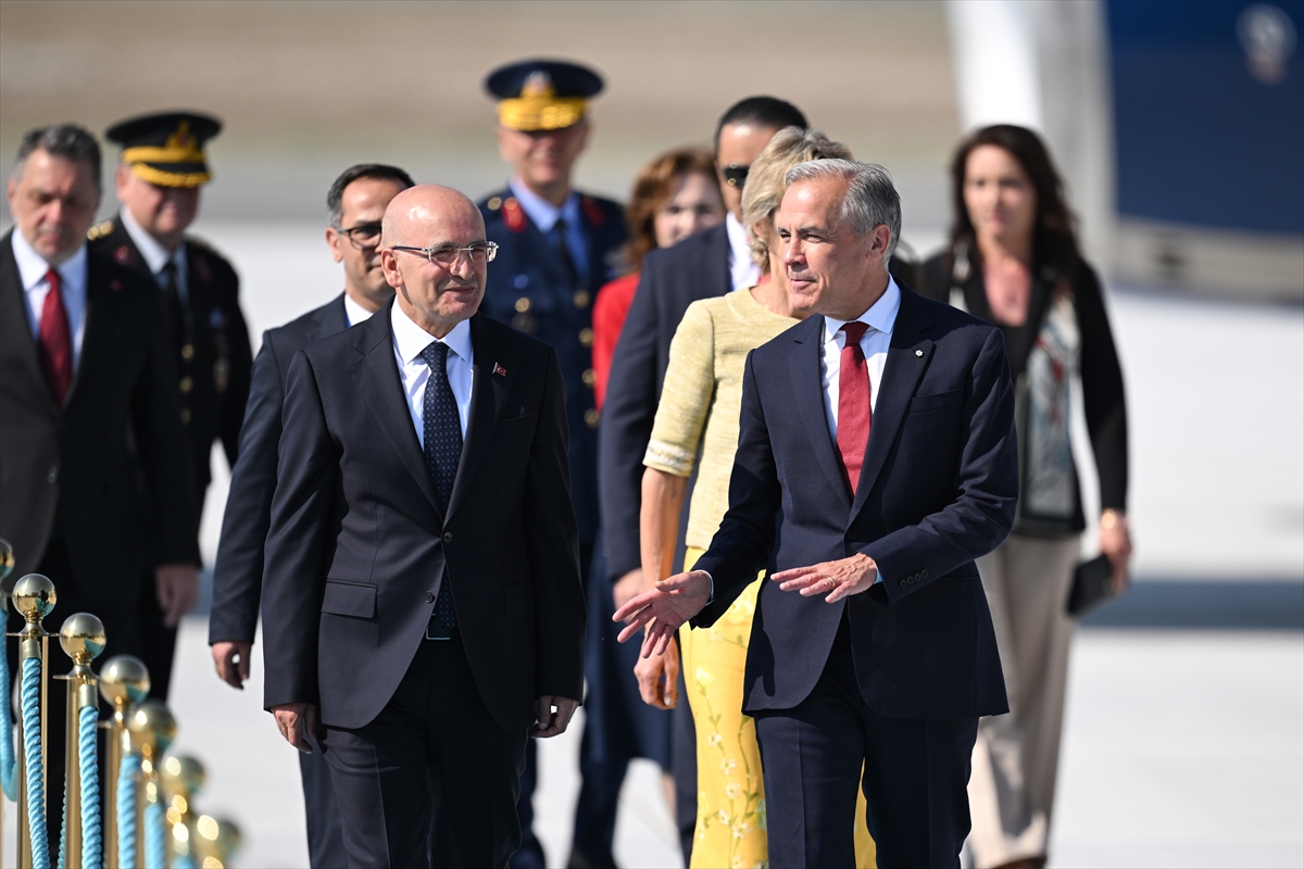 NATO ANKARA ZİRVESİ - Kanada Başbakanı Carney, Ankara'ya geldi