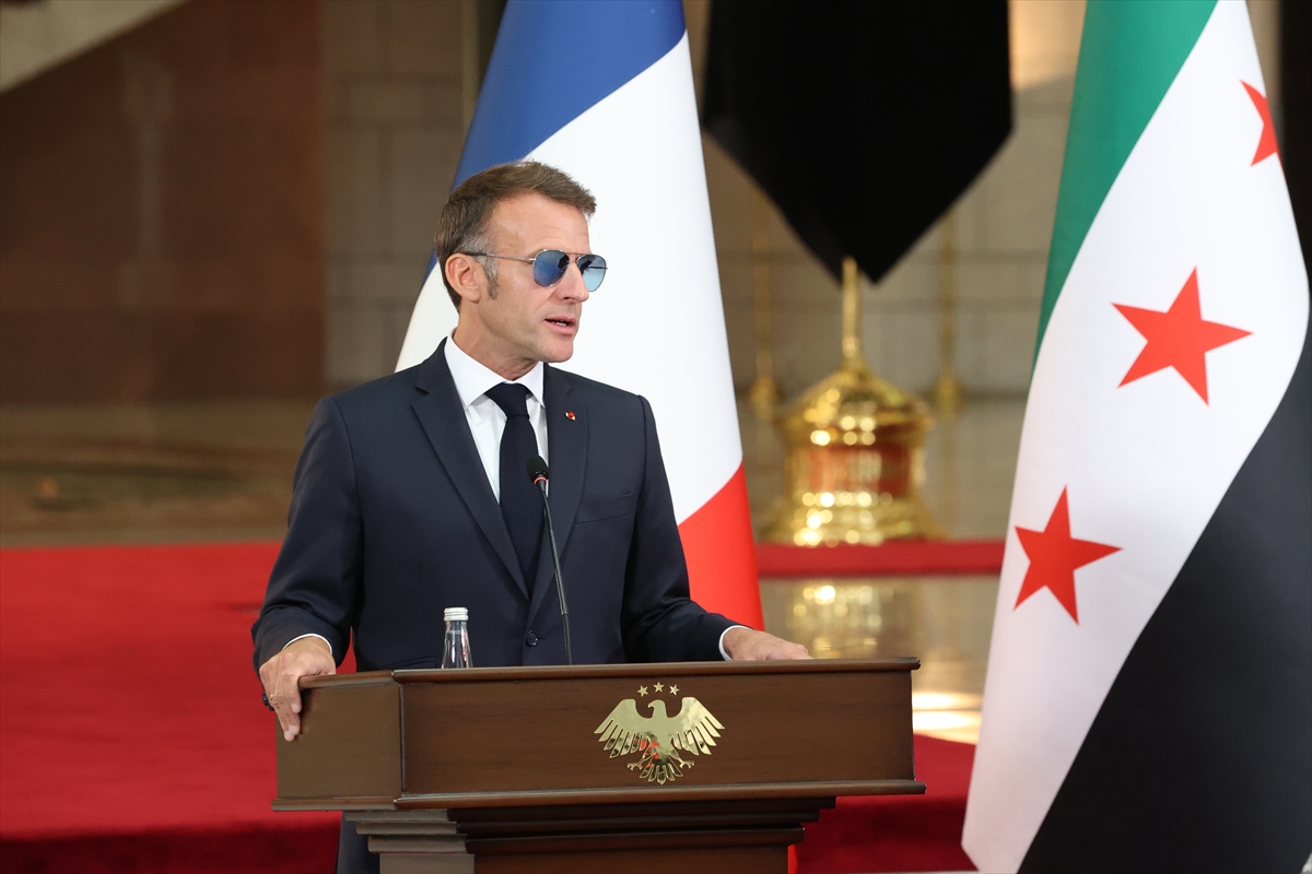 Şara ve Macron: Suriye-Fransa ilişkilerinde yeni dönem