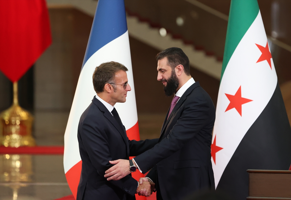 Şara ve Macron: Suriye-Fransa ilişkilerinde yeni dönem