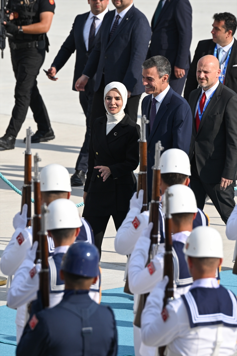 Sanchez: NATO Zirvesi için Ankara'da