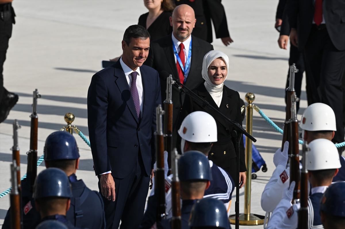 Sanchez: NATO Zirvesi için Ankara'da