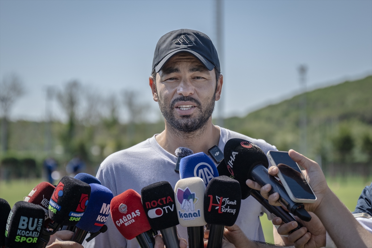 Selçuk İnan, harcama limitleri nedeniyle bazı oyuncularla yolların ayrılacağını açıkladı