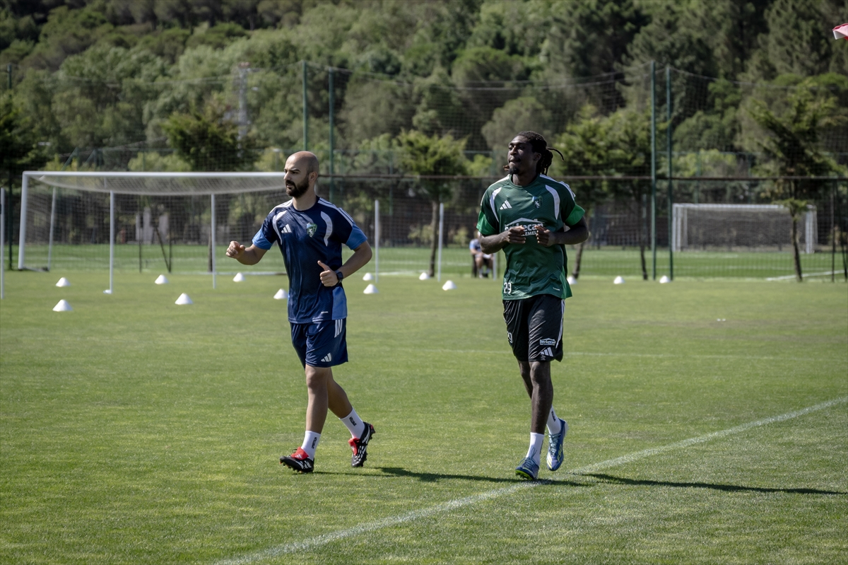 Kocaelispor: Yeni sezona Riva'da hazırlanıyoruz