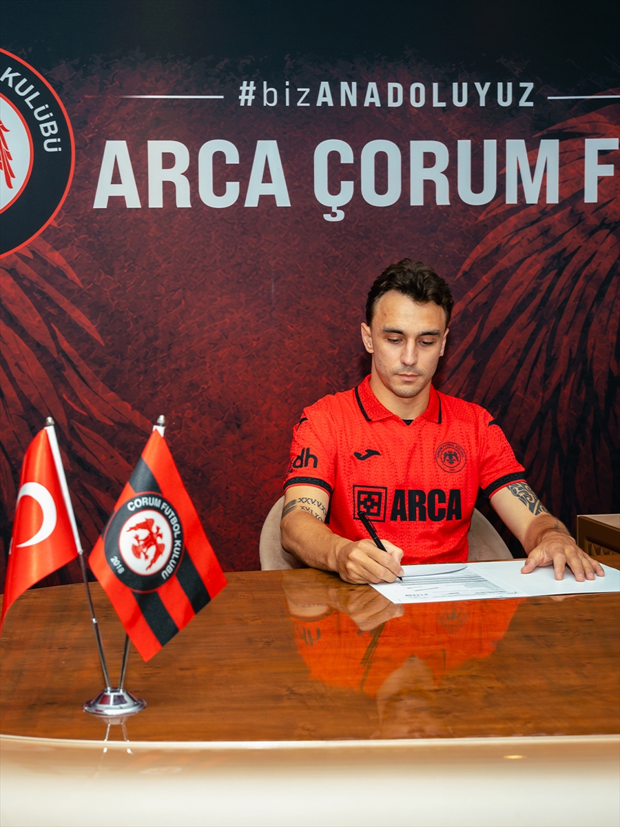 Çorum FK: Gökhan Sazdağı ile 2+1 yıllık sözleşme