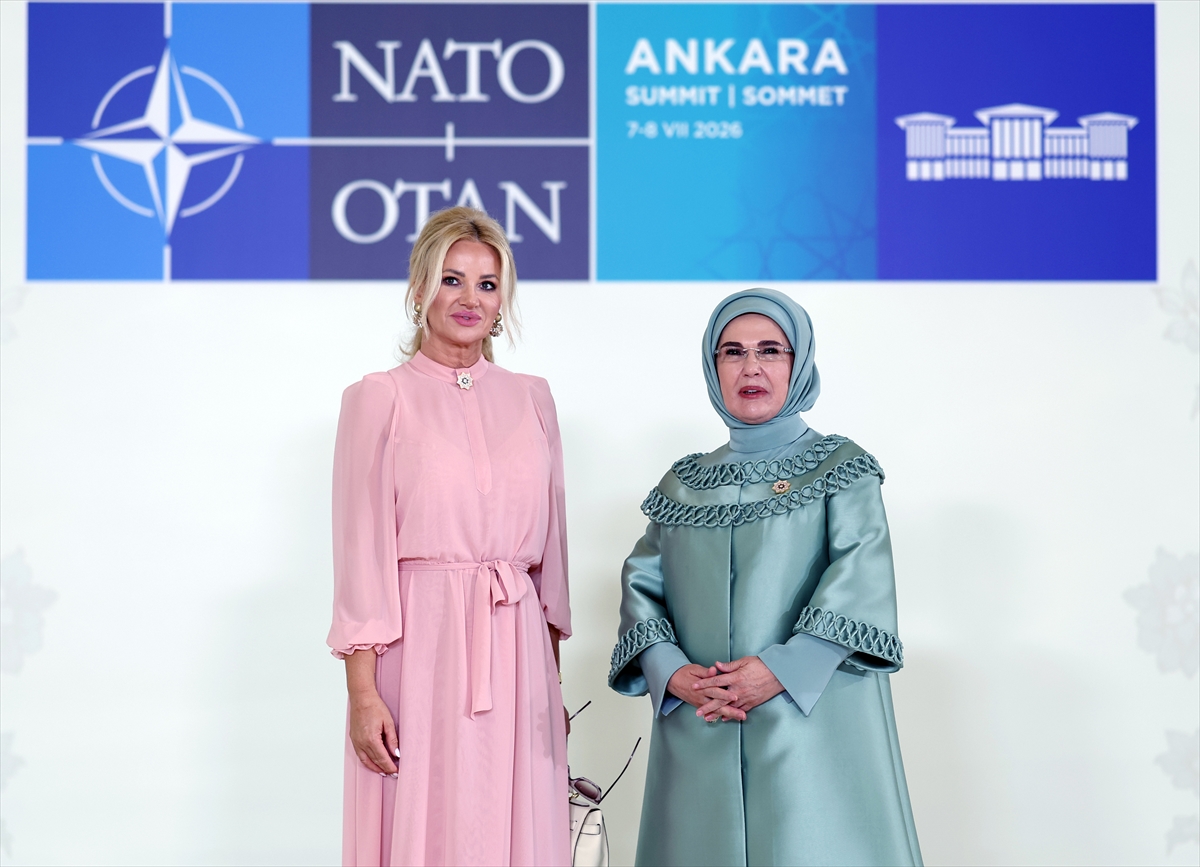 NATO ANKARA ZİRVESİ - Emine Erdoğan, NATO marjında lider eşleriyle Çankaya Köşkü'nde bir araya geldi: