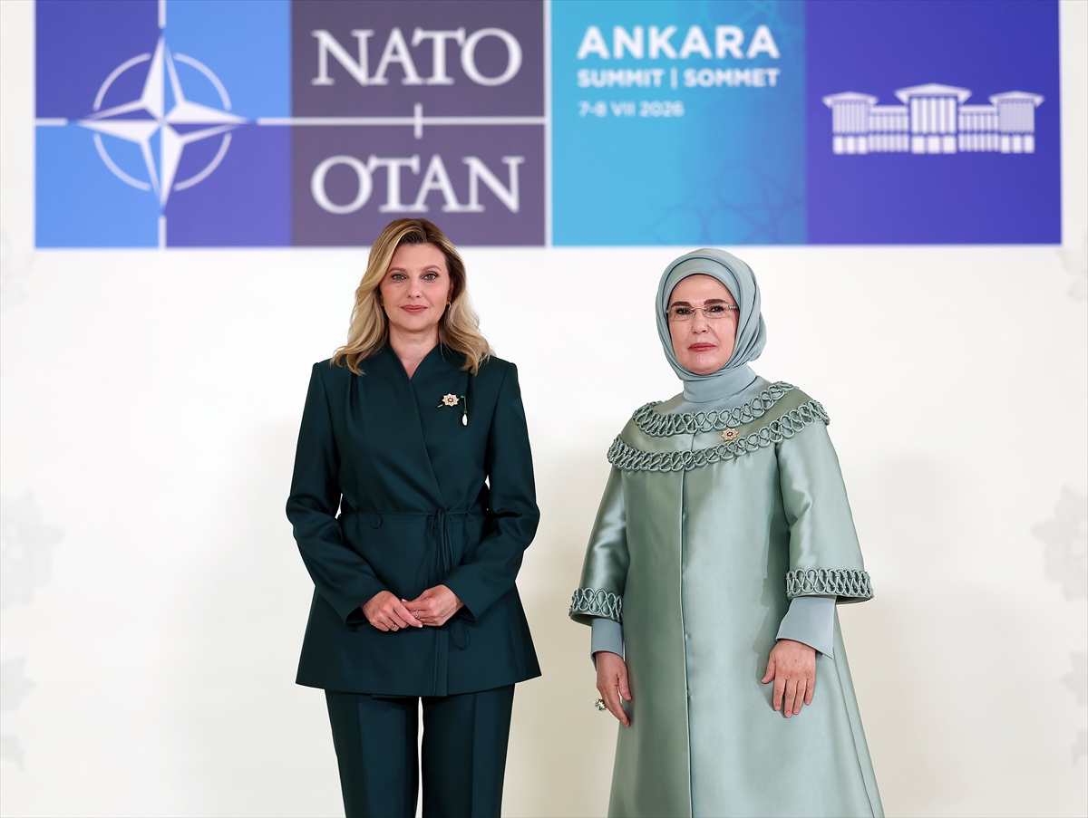 NATO ANKARA ZİRVESİ - Emine Erdoğan, NATO marjında lider eşleriyle Çankaya Köşkü'nde bir araya geldi: