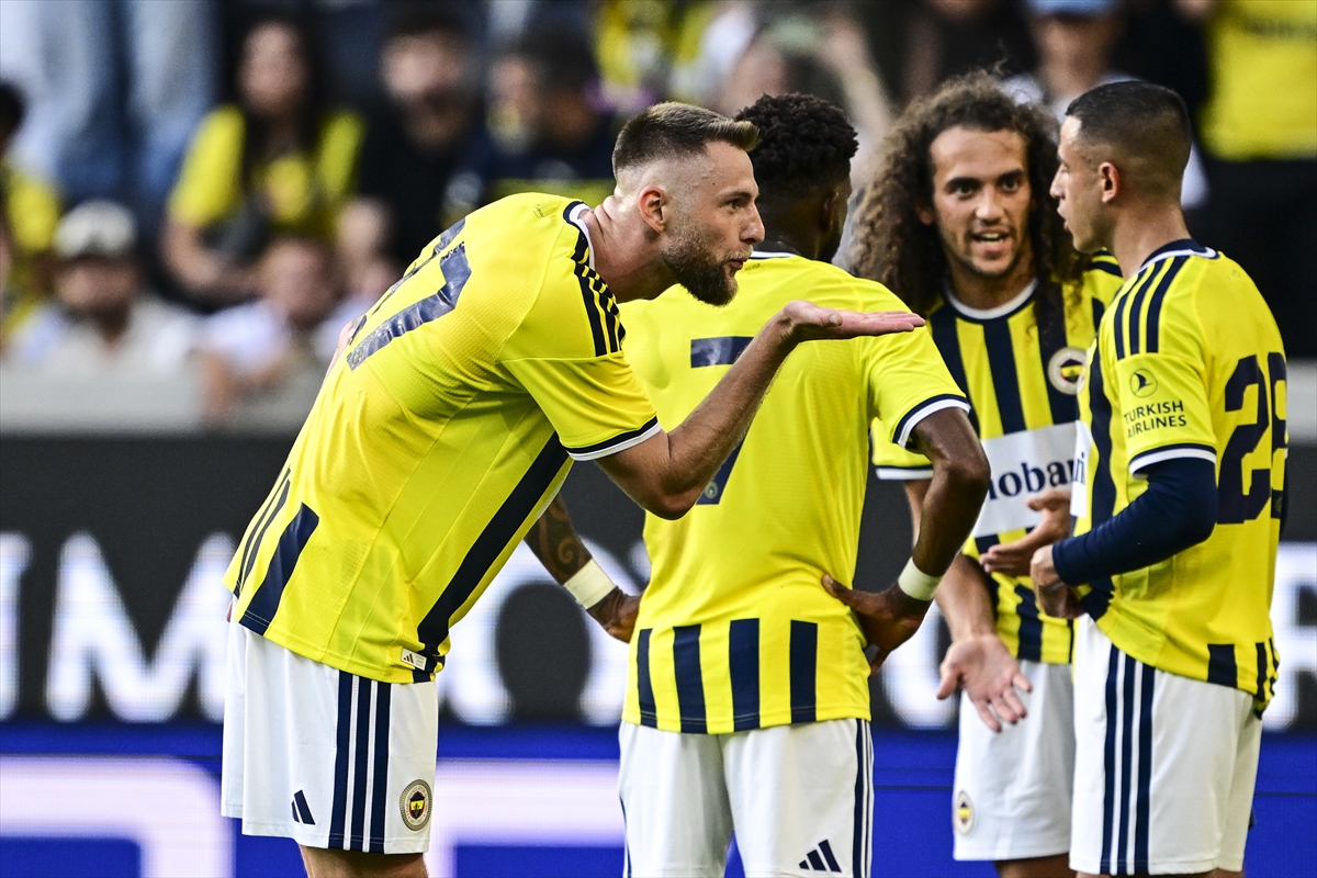 Fenerbahçe: Admira Wacker'ı 5-0 yendik