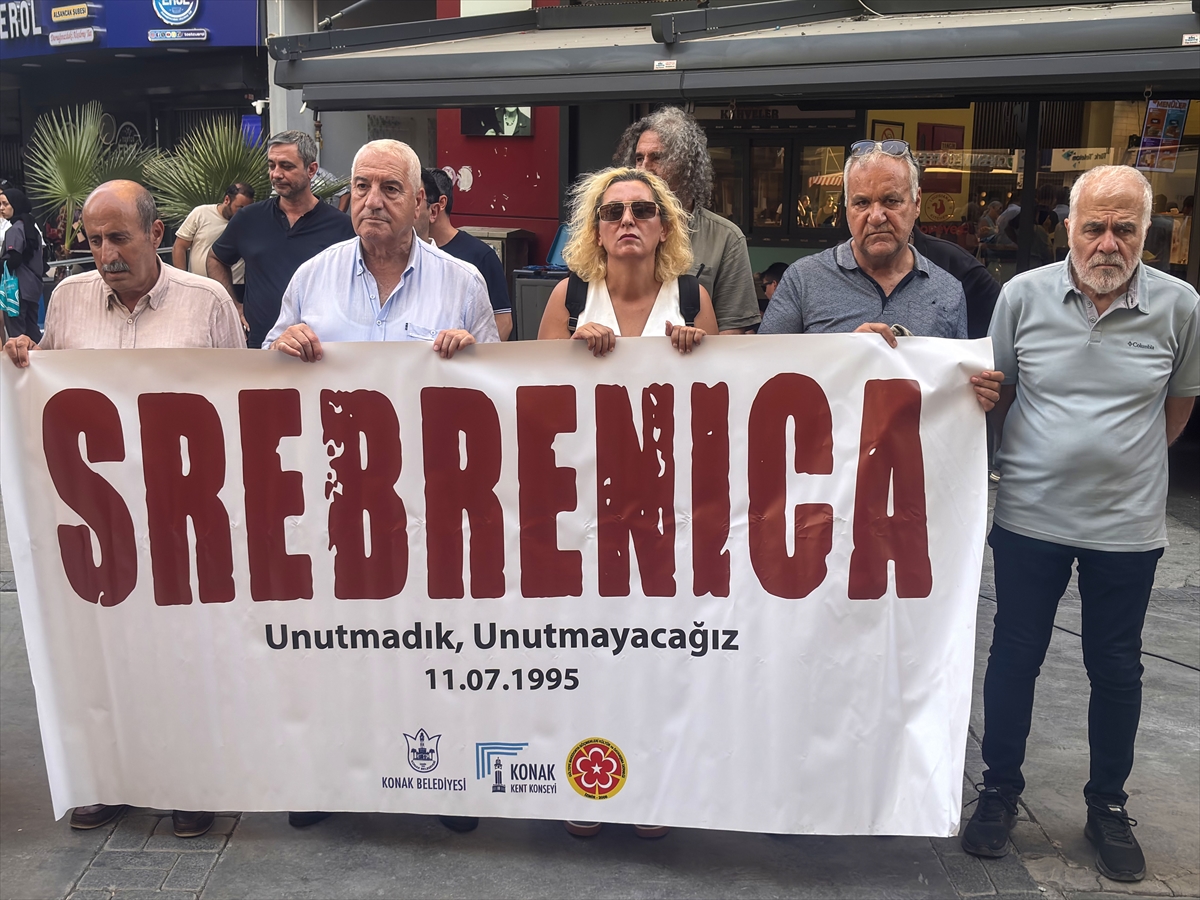 Srebrenitsa Soykırımı'nda hayatını kaybedenler anıldı