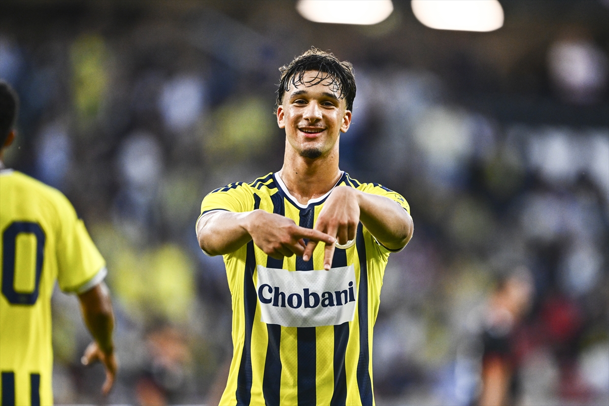 Fenerbahçe: Admira Wacker'ı 5-0 yendik