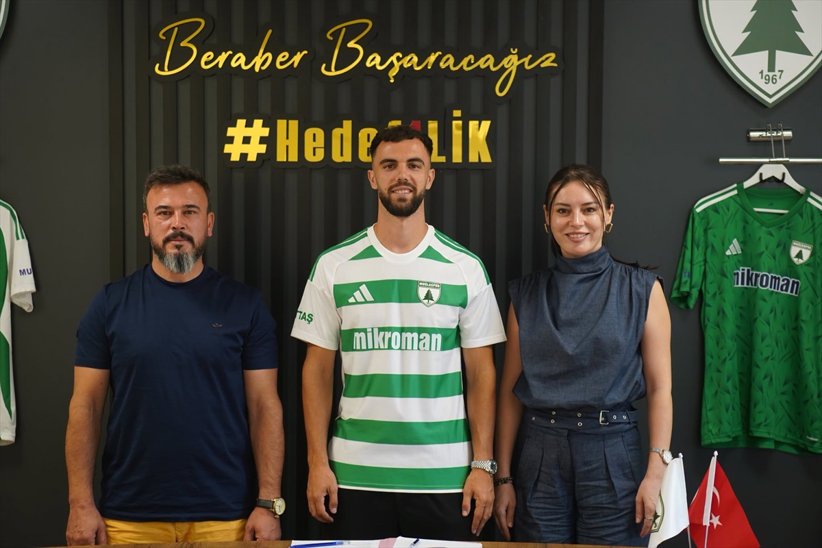 Muğlaspor: Jurgen Çelhaka transferi tamamlandı