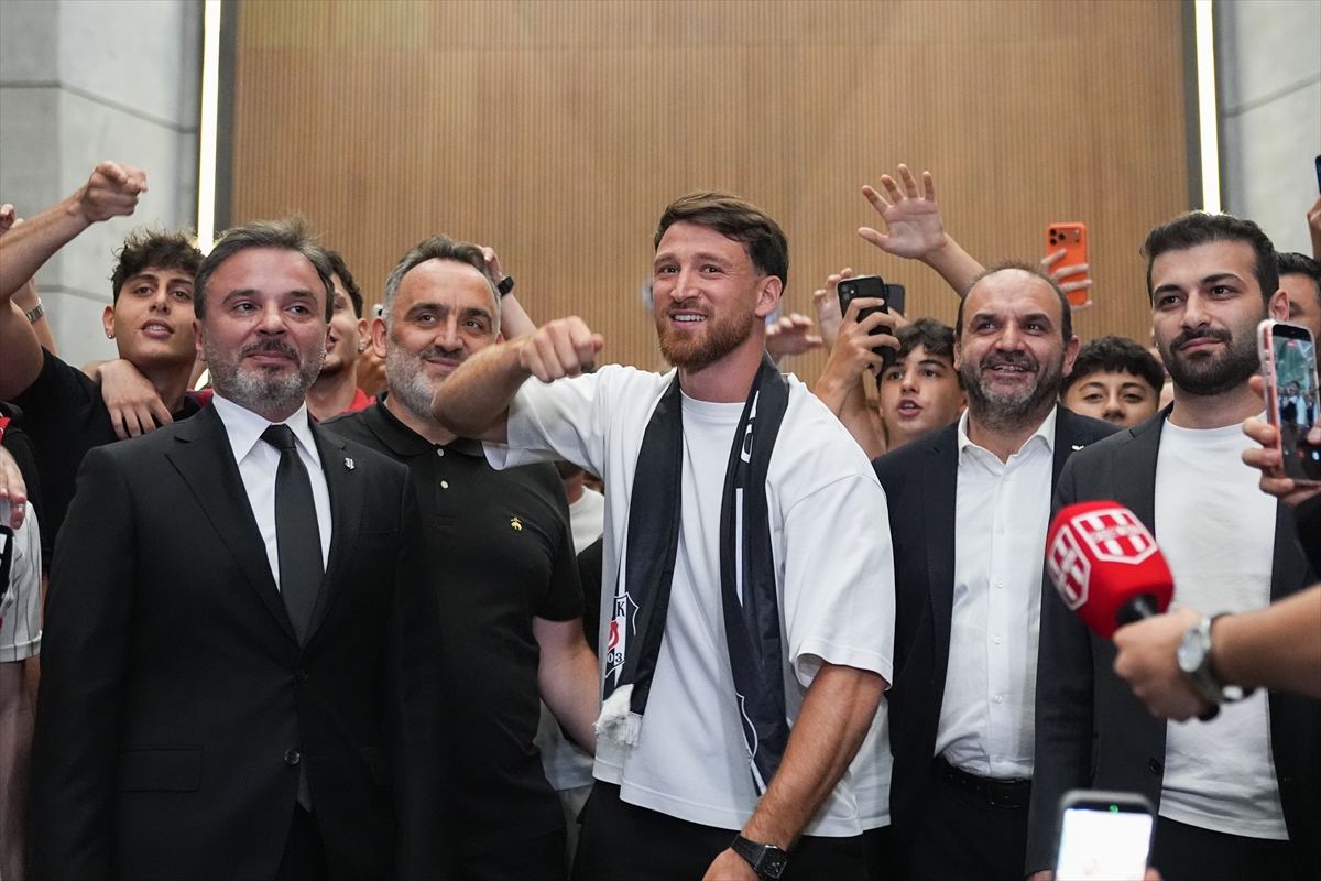 Salih Özcan: Beşiktaş'ta şampiyon olmak istiyorum