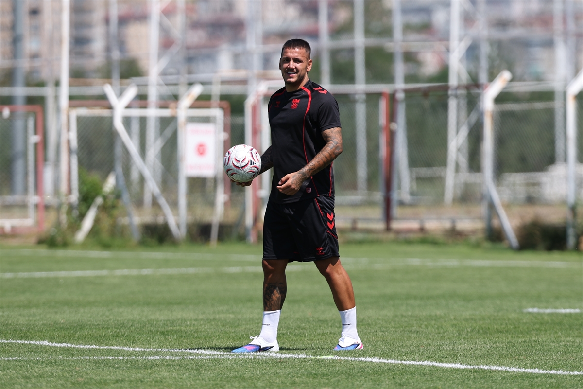 Sivasspor: Yeni sezona hazırlıklar sürüyor