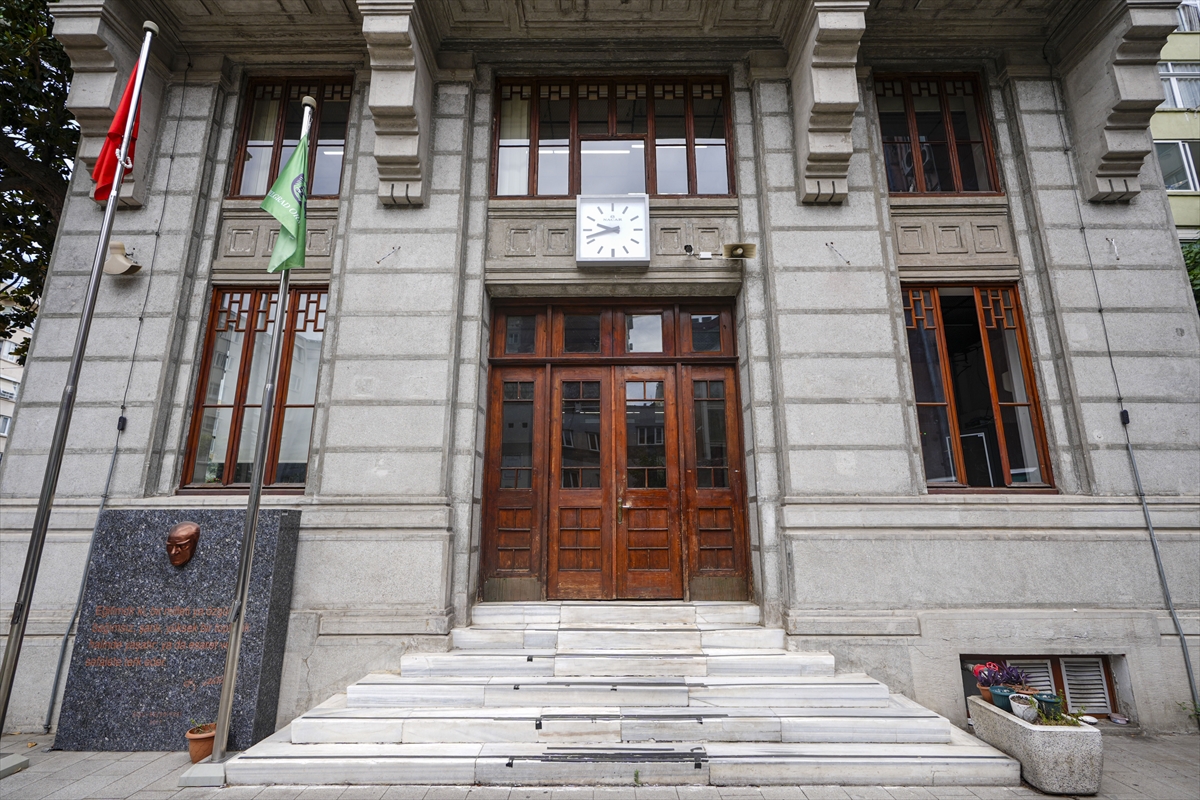 ASIRLIK MEKTEPLER - Nişantaşı Anadolu Lisesi, değişen kimliğiyle 120 yıllık eğitim geleneğini sürdürüyor