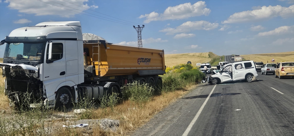 Muş'ta trafik kazası: 2 ölü, 2 yaralı