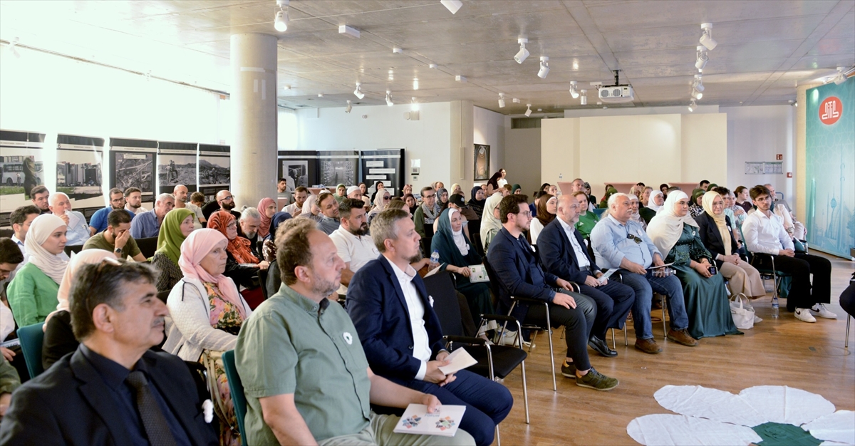 Köln: Srebrenitsa kurbanları anıldı