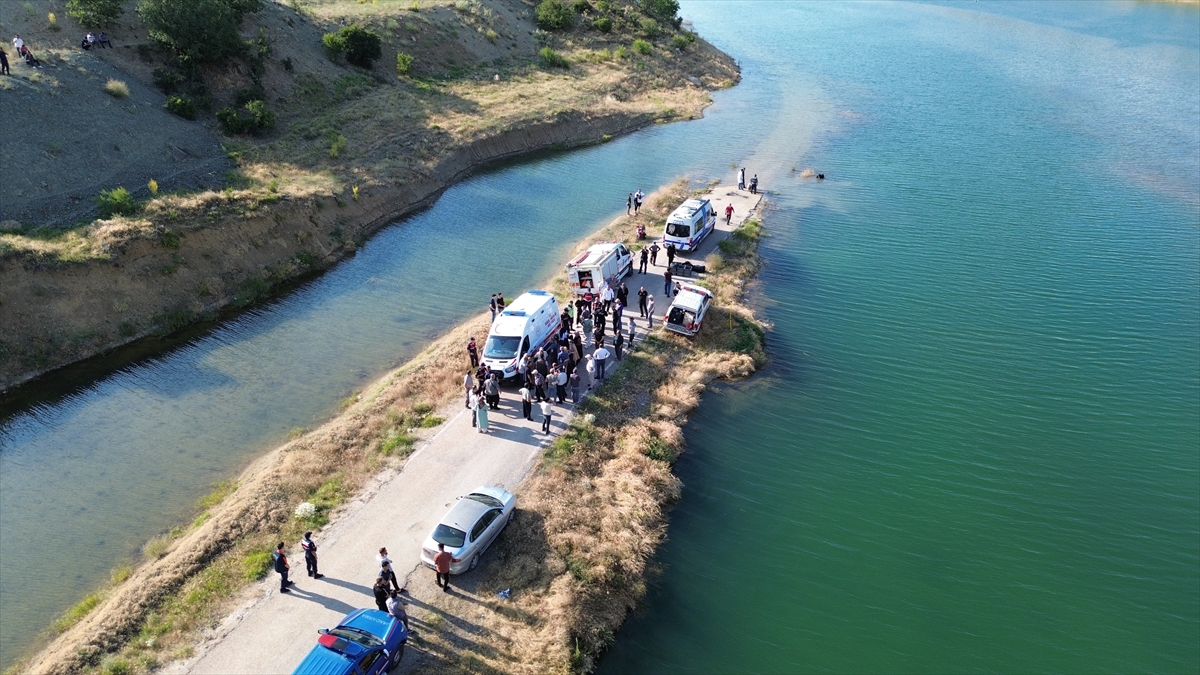 Karaman'da gölete giren çocuk boğuldu
